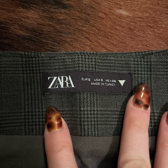 Zara Charcoal Plaid Mini Skirt - Picture 2 of 2